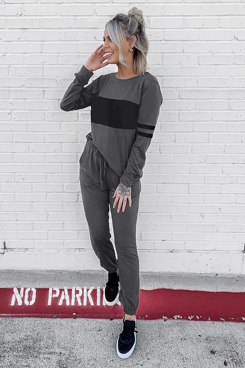 Womens 2 Piece Sets 2025 Long Sleeve Tops High Waisted Sweatpants Lounge Set Fall Fashion Travel Outfits